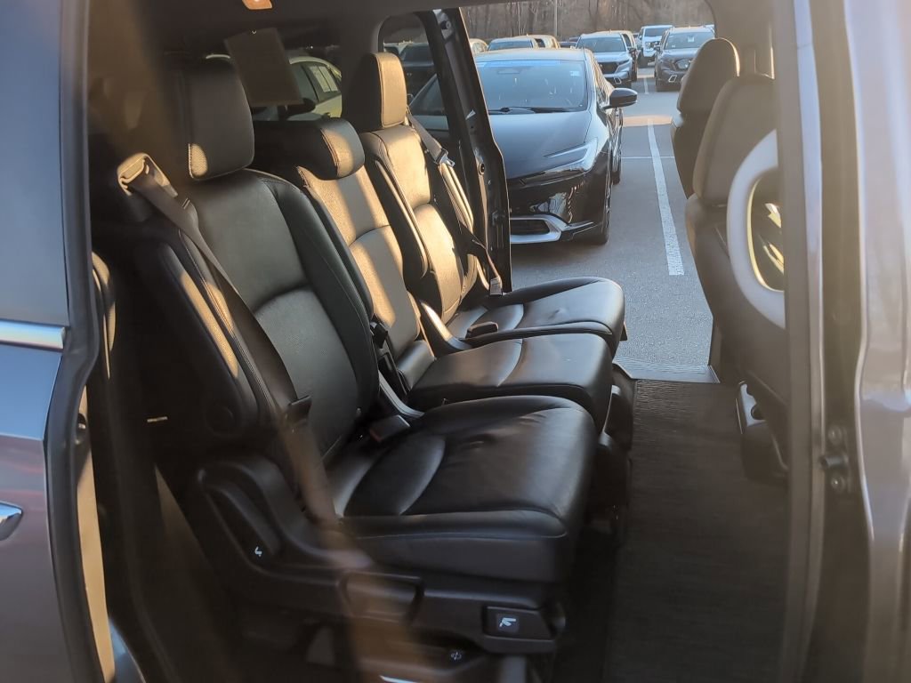 Used 2024 Honda Odyssey EX-L image 14