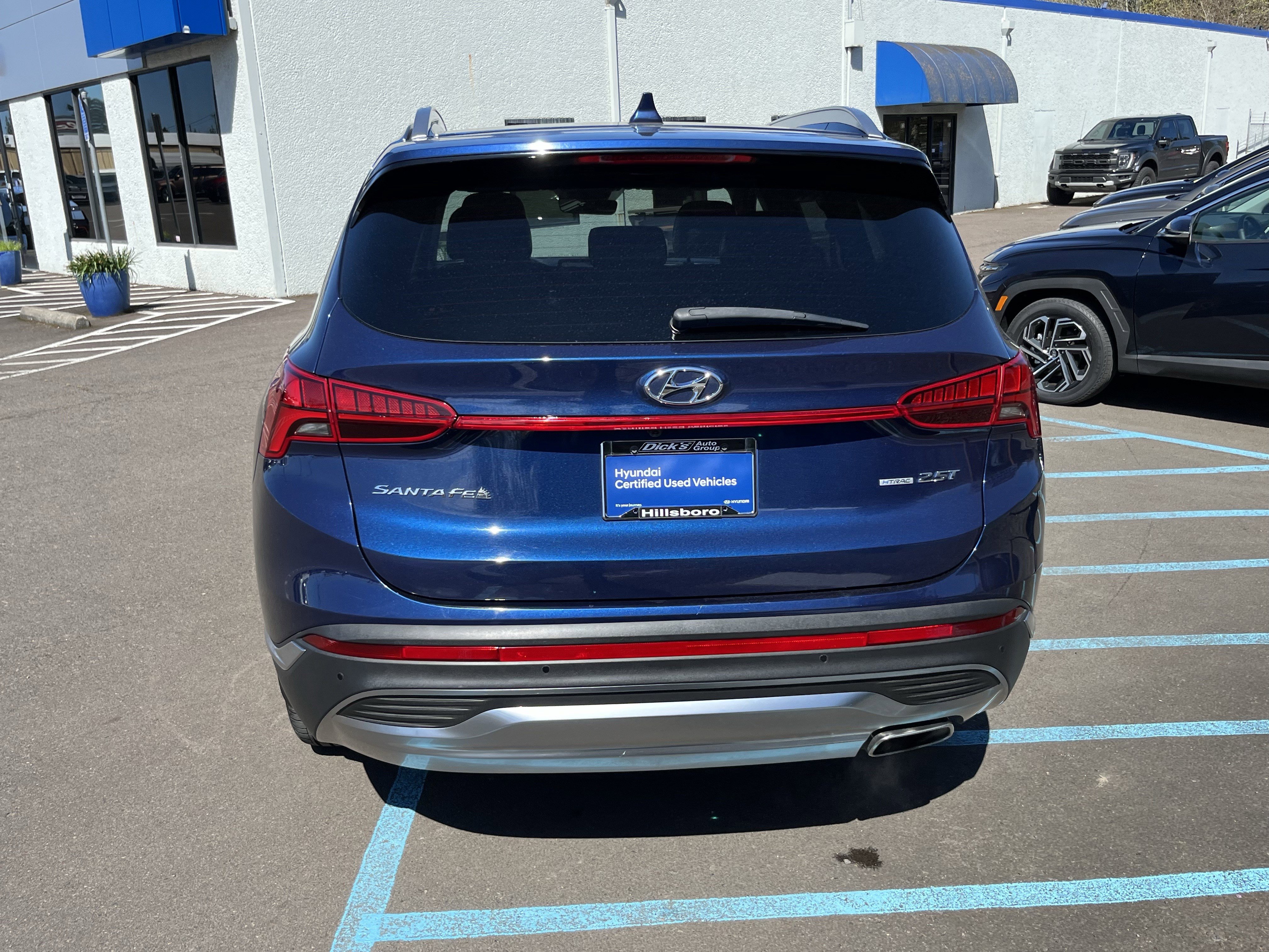 Certified 2023 Hyundai Santa Fe Limited image 4