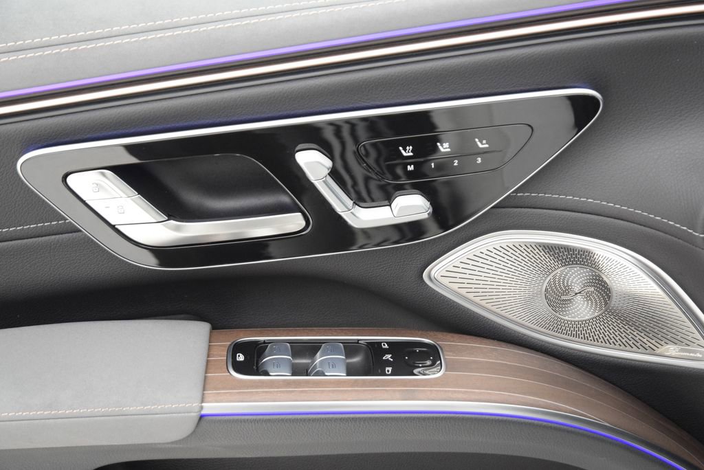 Used 2025 Mercedes-Benz EQS 450+ SUV image 25