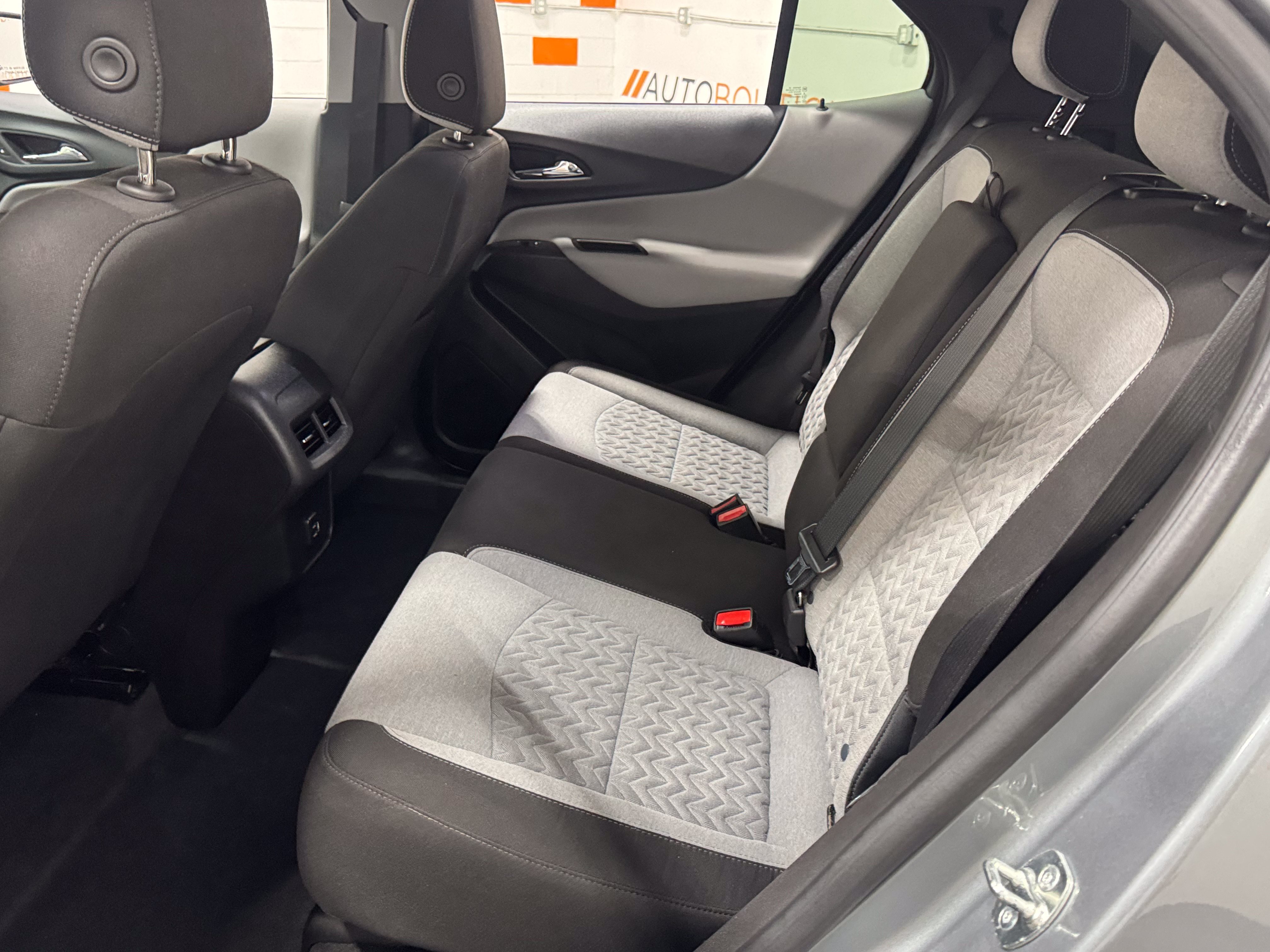 Used 2023 Chevrolet Equinox LT AWD/4WD image 14