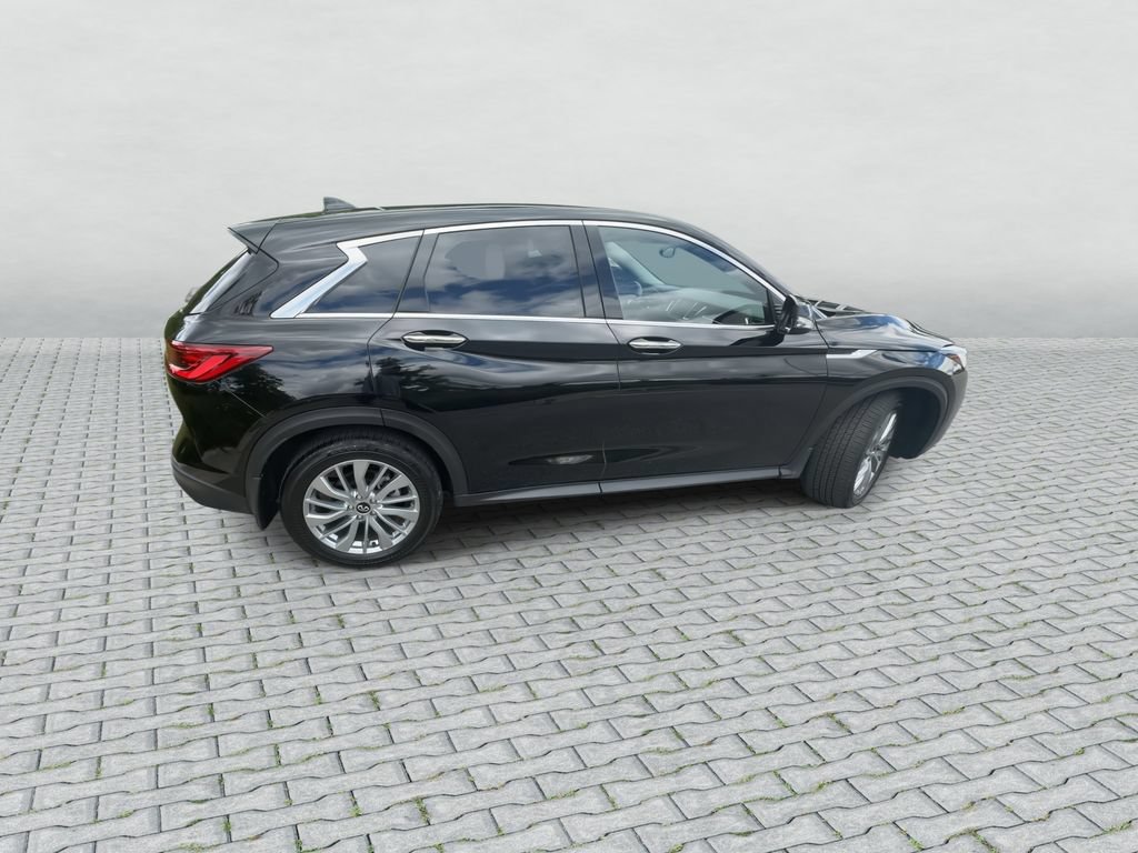 Certified 2025 INFINITI QX50 Pure AWD/4WD image 8