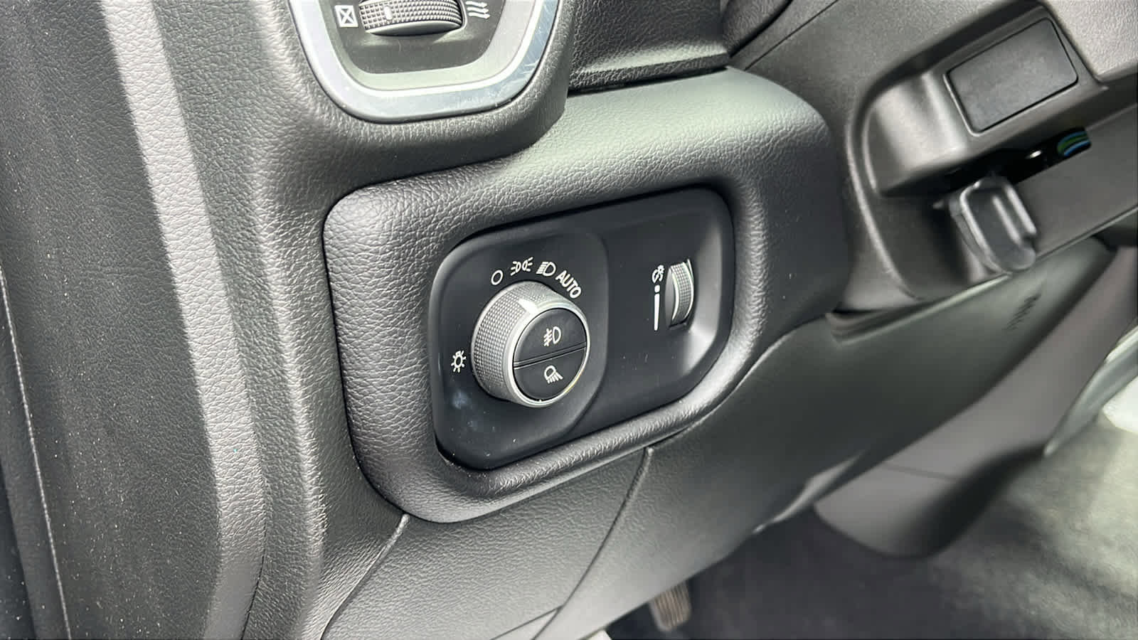 Certified 2024 RAM 2500 Big Horn w/ Bed Utility Group image 22