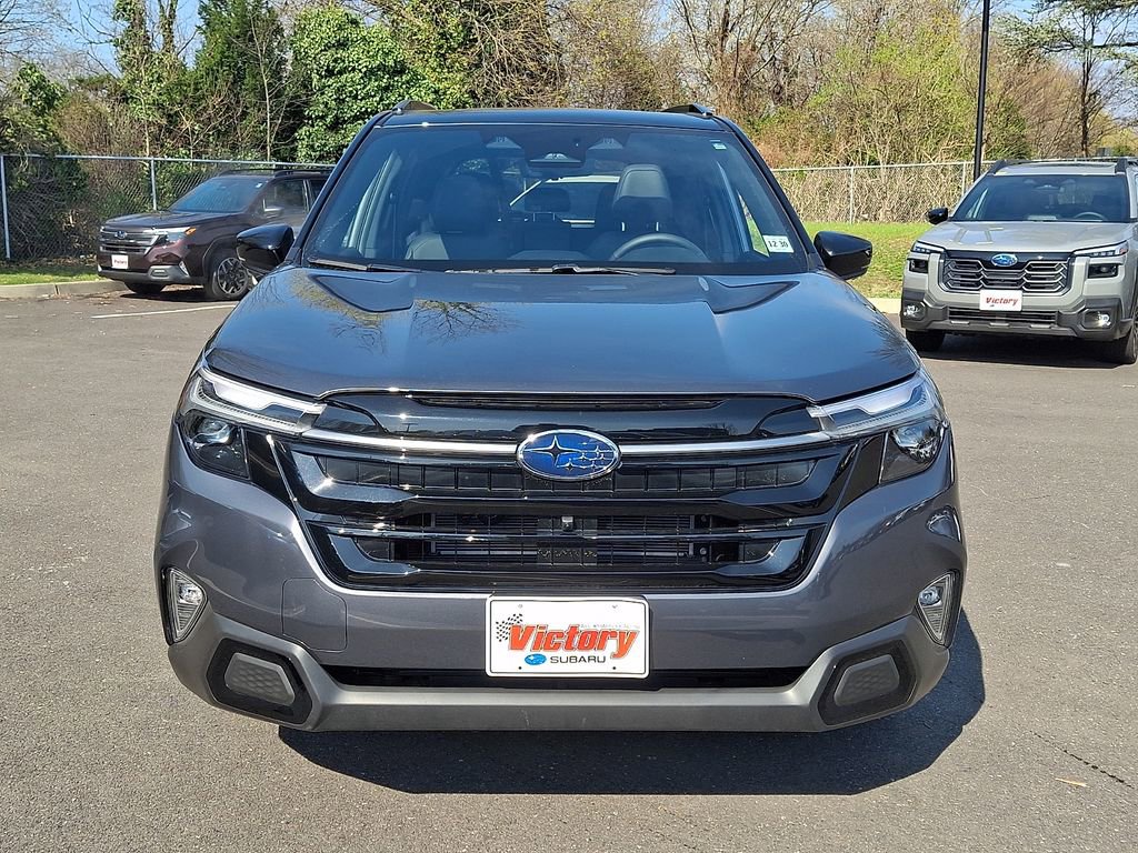 Used 2025 Subaru Forester Touring video 2