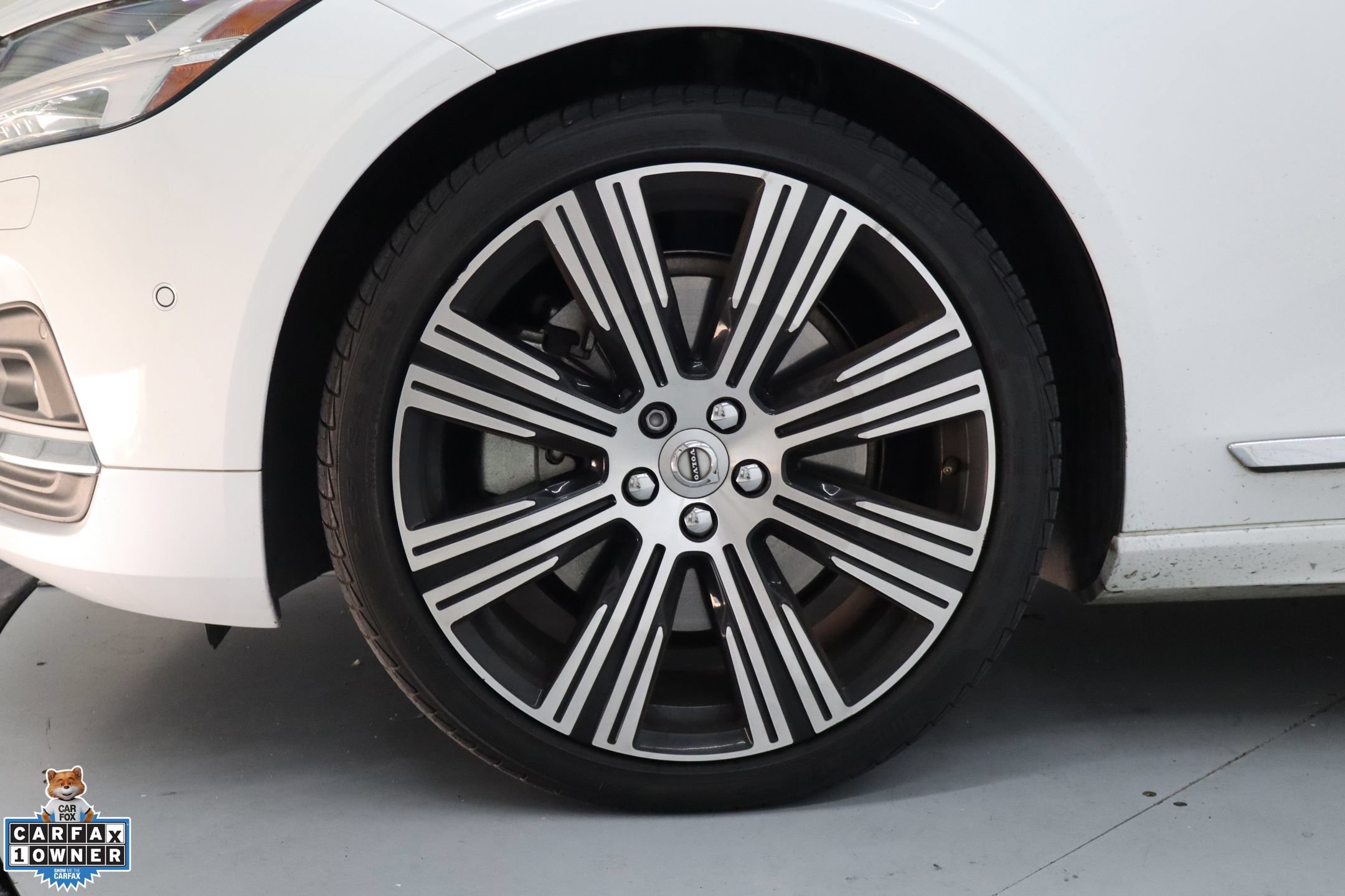 Used 2022 Volvo S90 B6 Inscription w/ Advanced Package AWD/4WD image 10