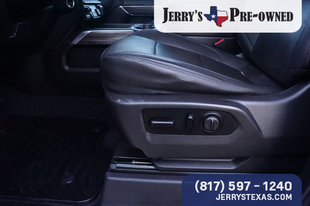 Used 2021 Chevrolet Silverado 3500 LTZ w/ LTZ Texas Edition image 17
