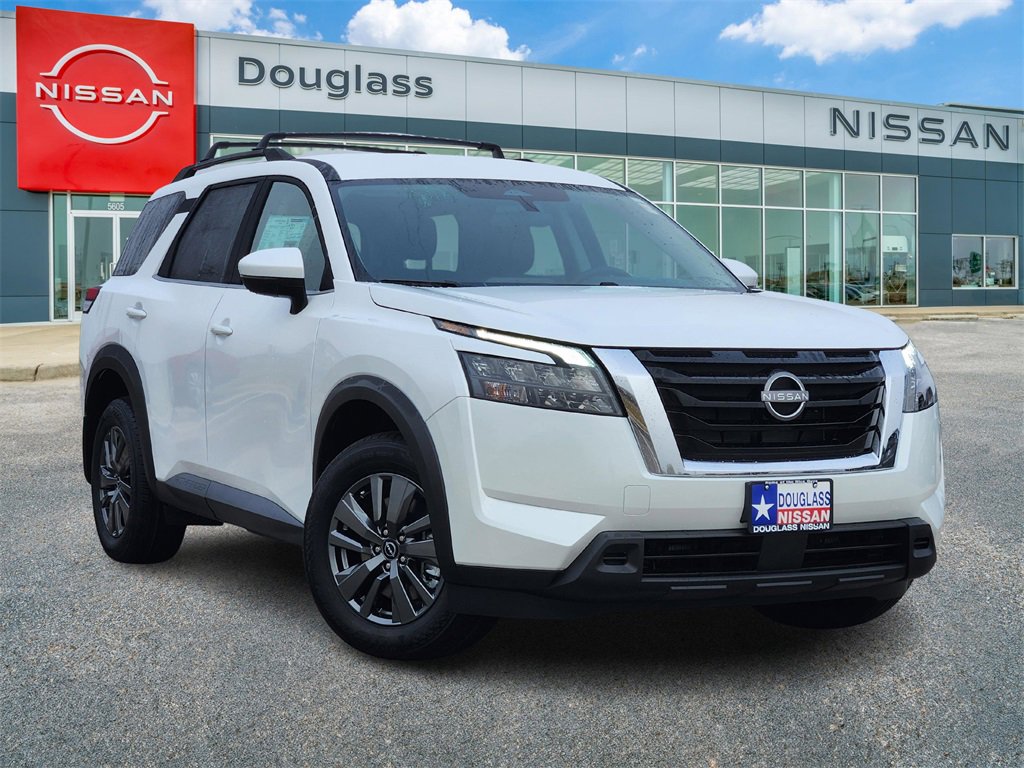 New 2025 Nissan Pathfinder SV image 1