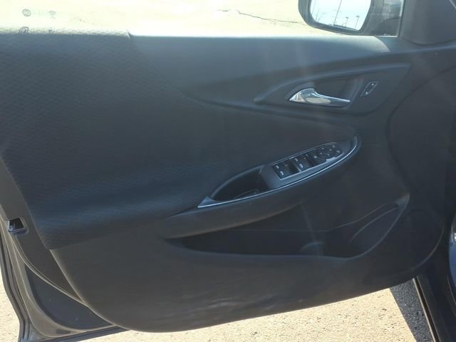 Used 2020 Chevrolet Malibu LT image 8