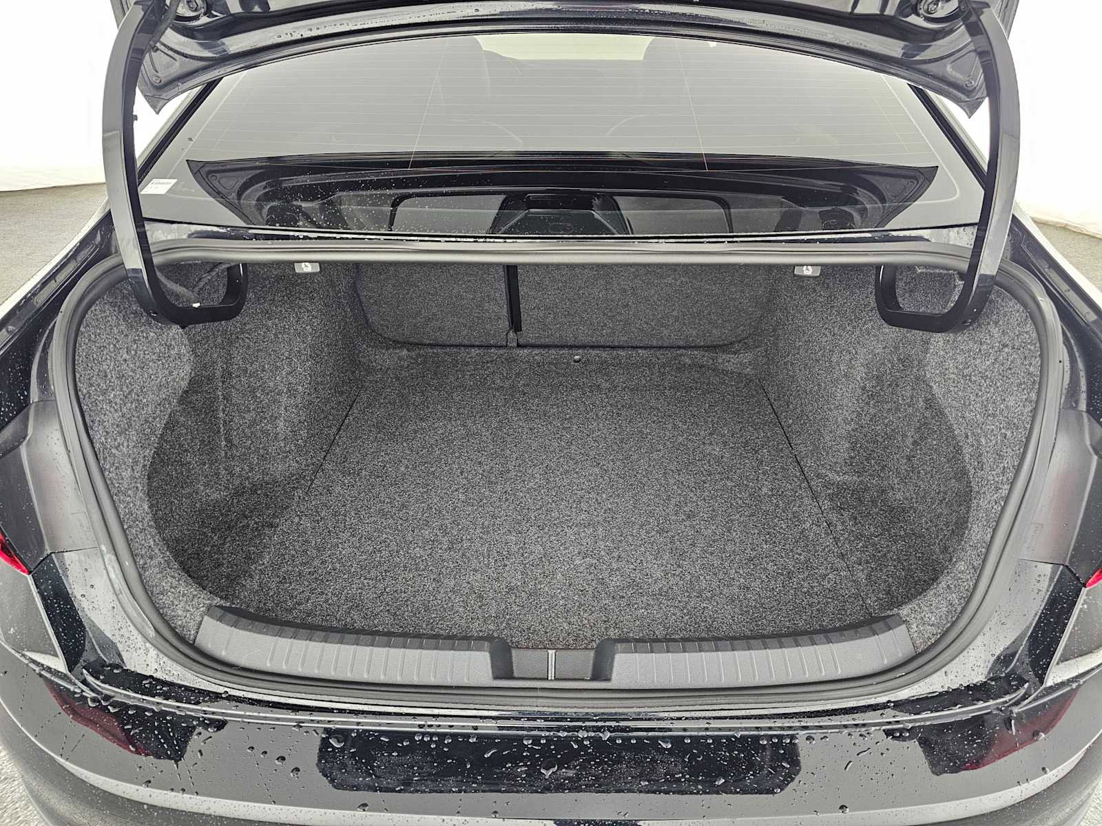 Used 2022 Volkswagen Jetta SE image 14