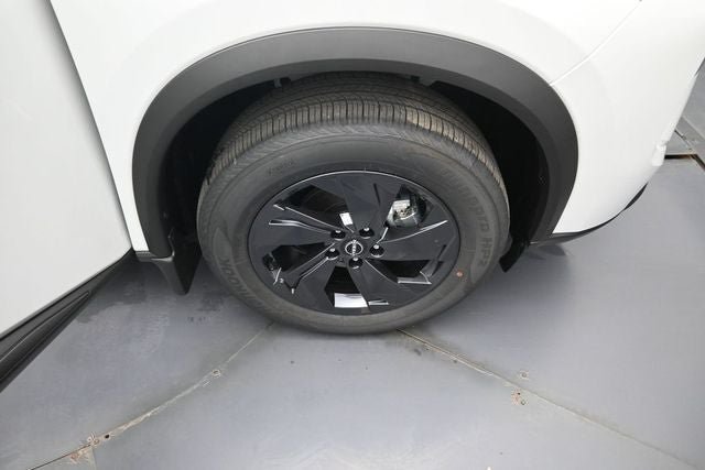 New 2026 Nissan Rogue SV w/ Cold Weather Package AWD/4WD image 33