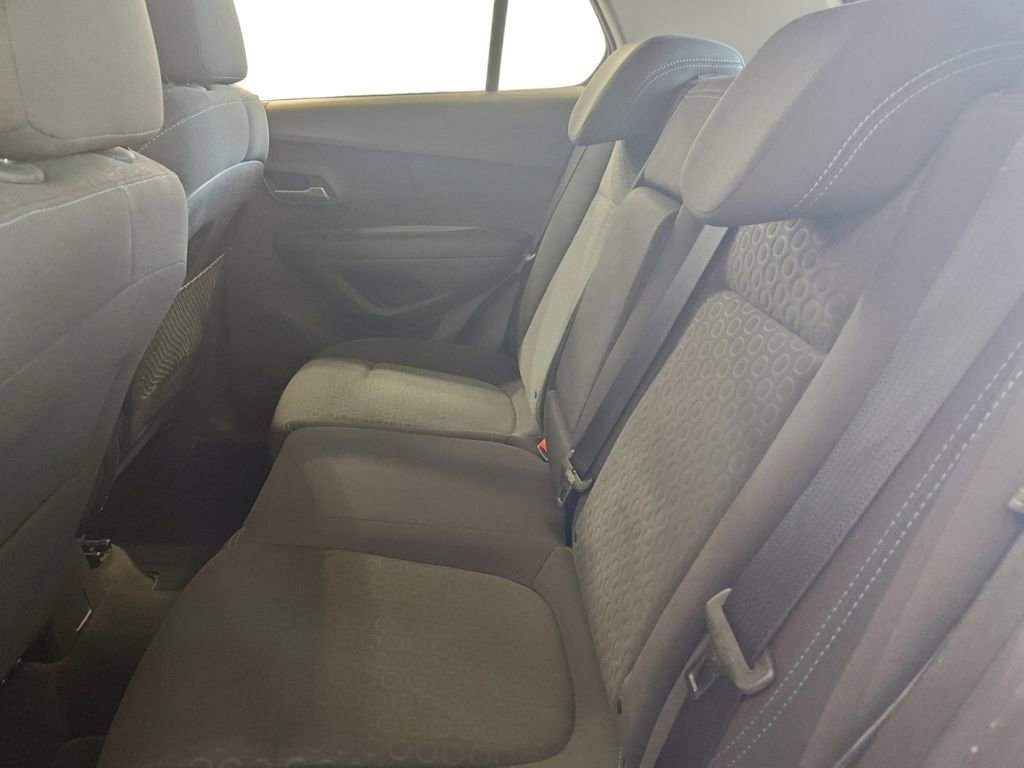 Used 2016 Chevrolet Trax LS AWD/4WD image 13