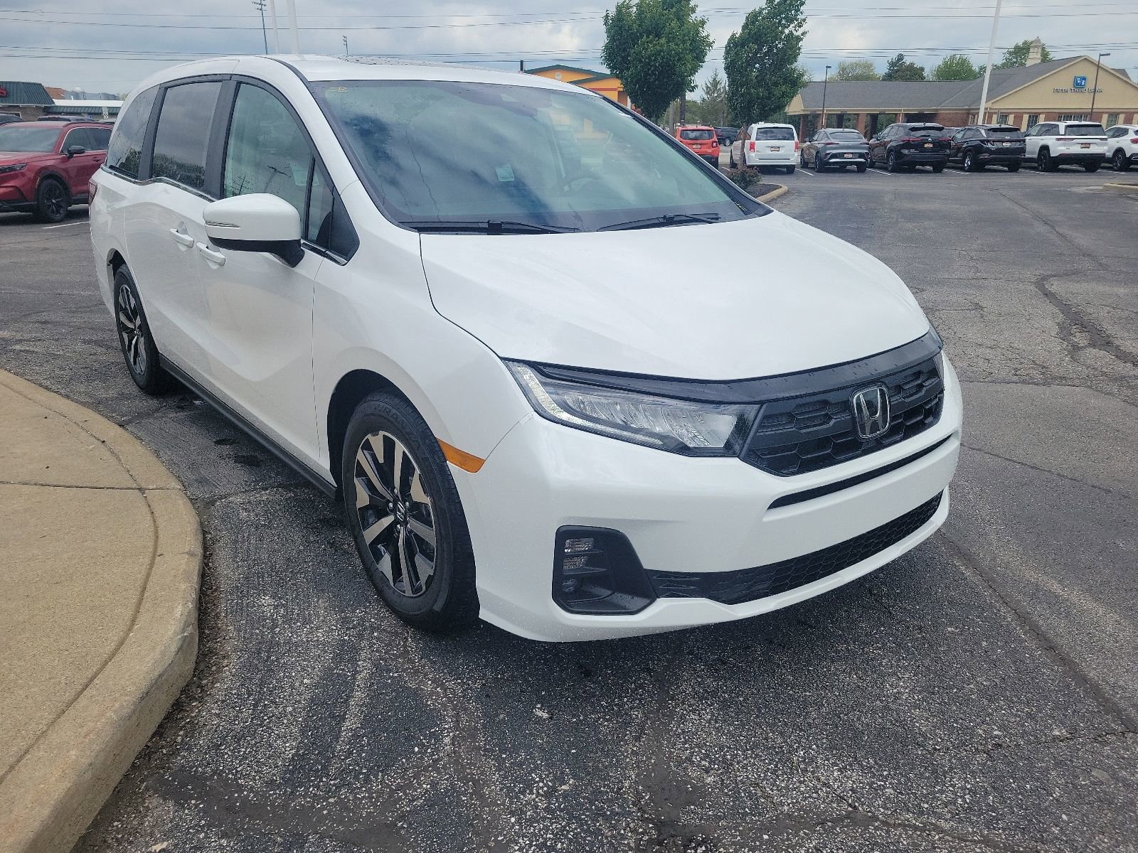 New 2026 Honda Odyssey EX-L image 3