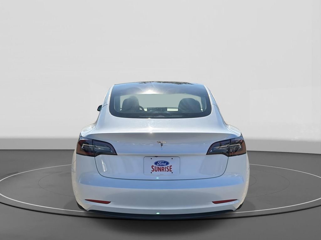 Used 2023 Tesla Model 3 Standard Range RWD image 5