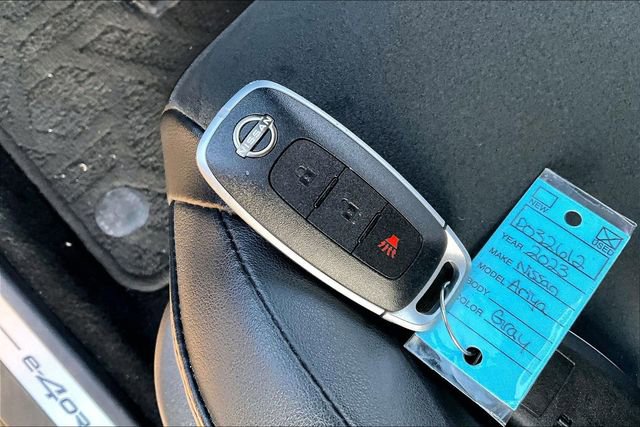 Used 2023 Nissan Ariya AWD image 11