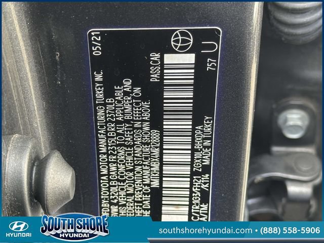 Used 2021 Toyota C-HR LE FWD image 19