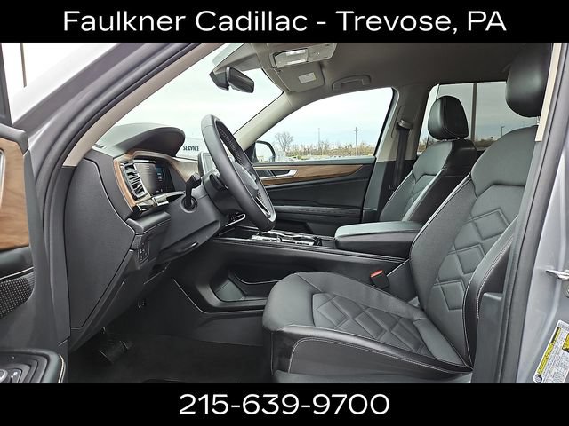Used 2024 Volkswagen Atlas SE AWD/4WD image 13