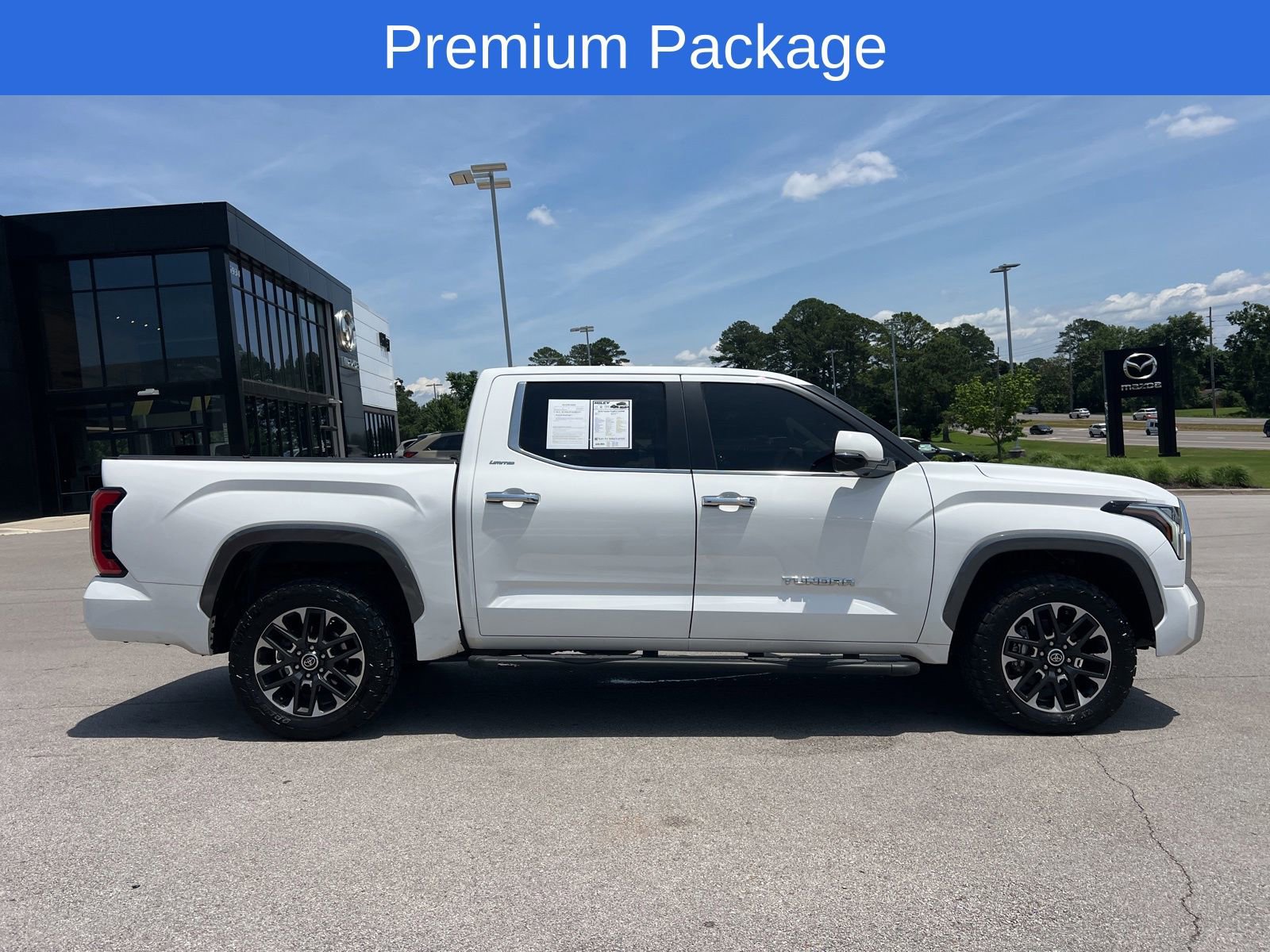 Used 2024 Toyota Tundra Limited AWD/4WD image 4