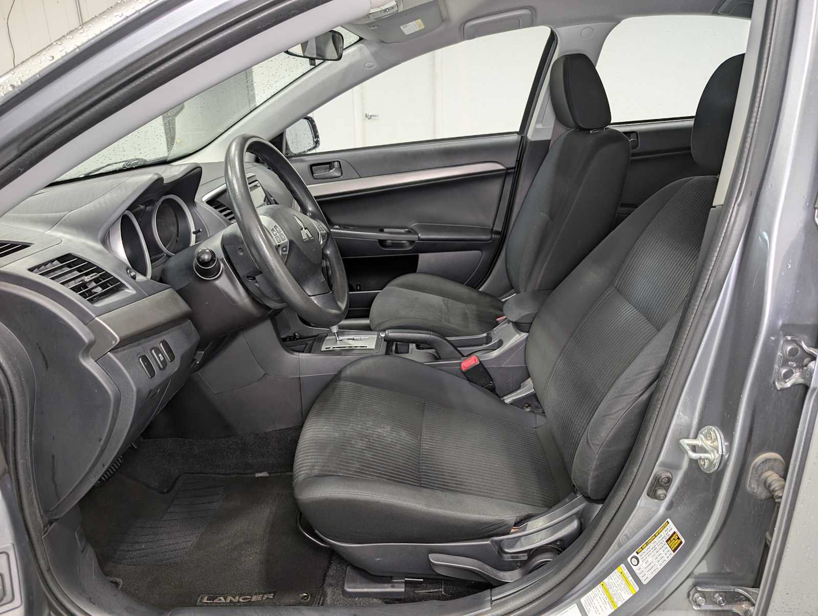 Used 2014 Mitsubishi Lancer ES FWD image 4