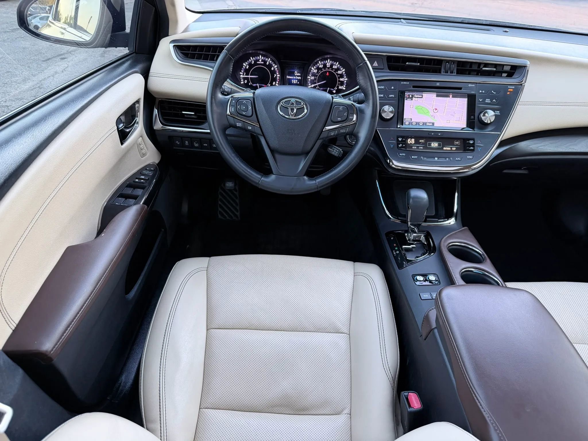 Used 2017 Toyota Avalon Limited FWD image 14