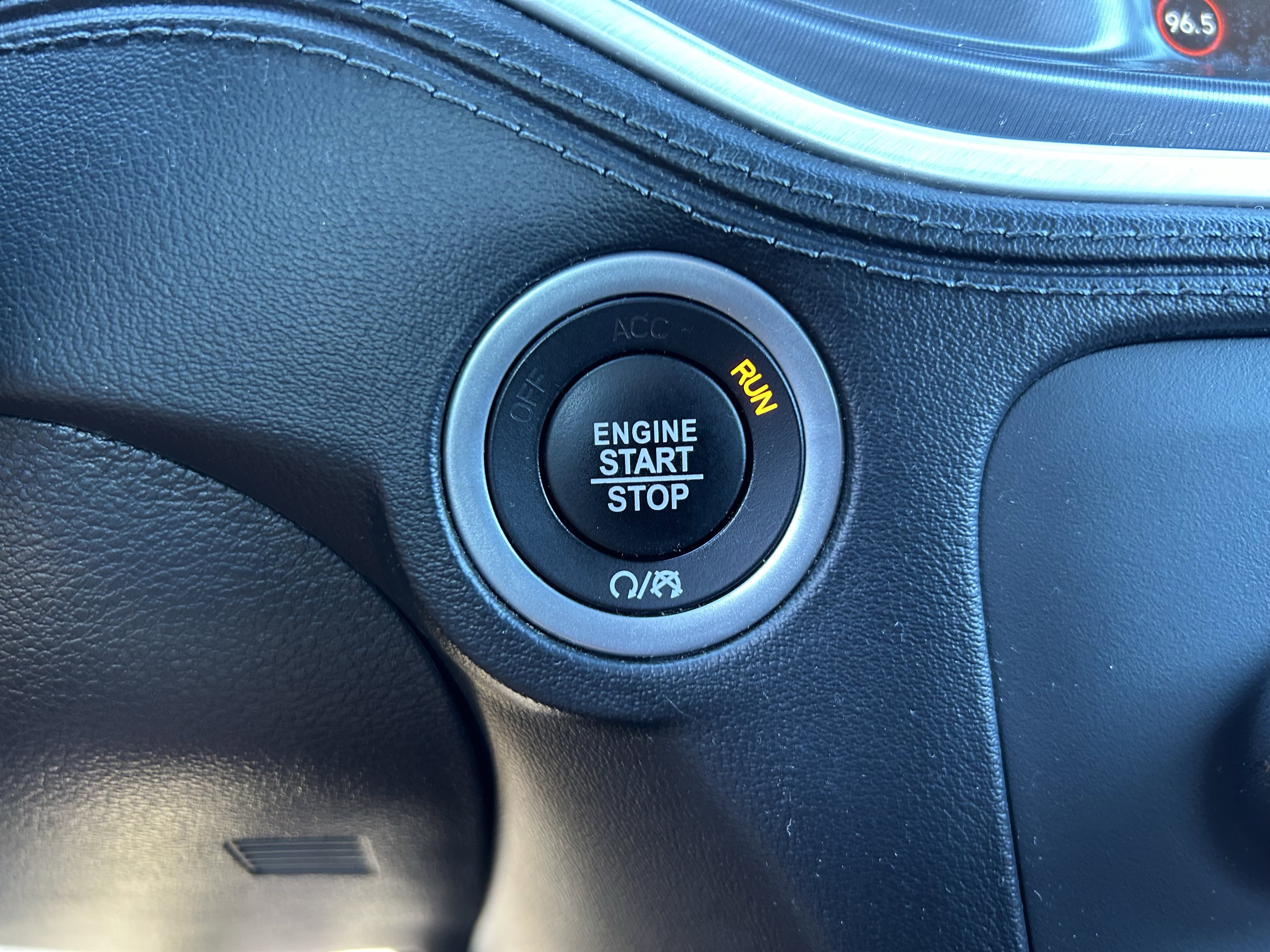 Used 2019 Dodge Charger SXT w/ Plus Group image 16