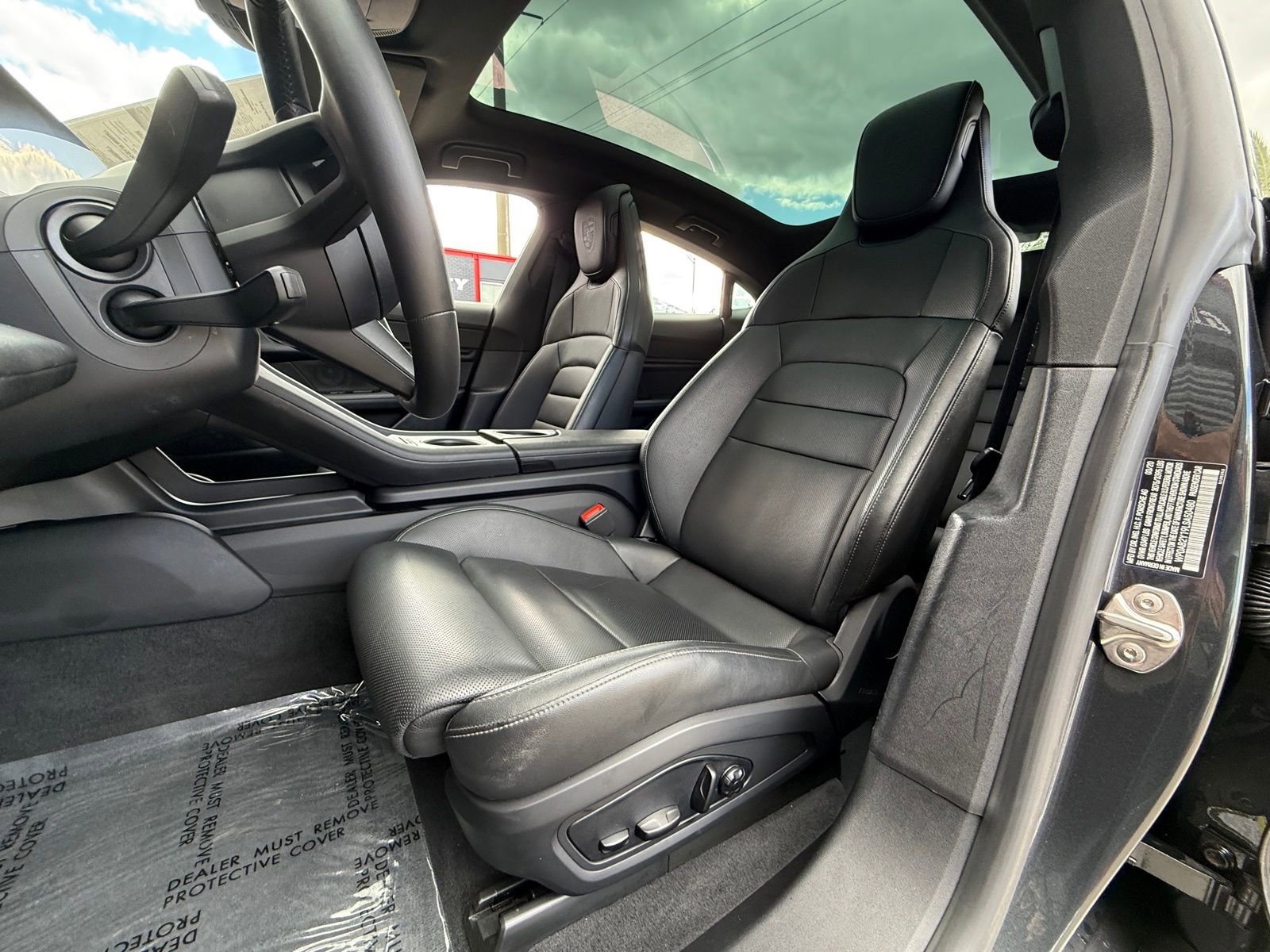 Used 2020 Porsche Taycan 4S w/ Premium Package image 12