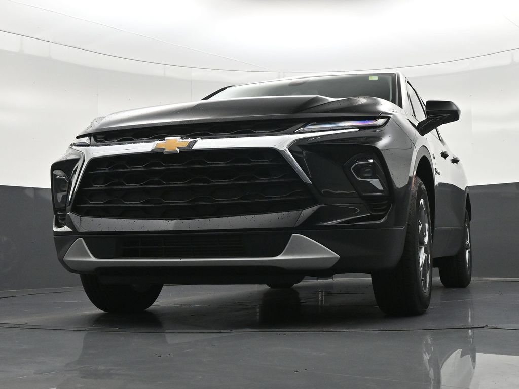 Used 2026 Chevrolet Blazer LT FWD image 31
