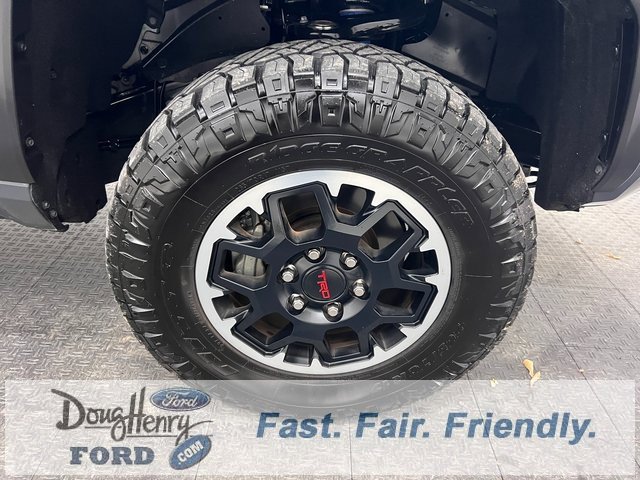 Used 2024 Toyota Tacoma TRD Off-Road image 17