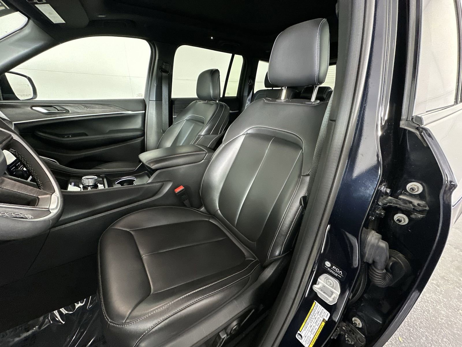 Used 2024 Jeep Grand Cherokee Limited 4xe image 11