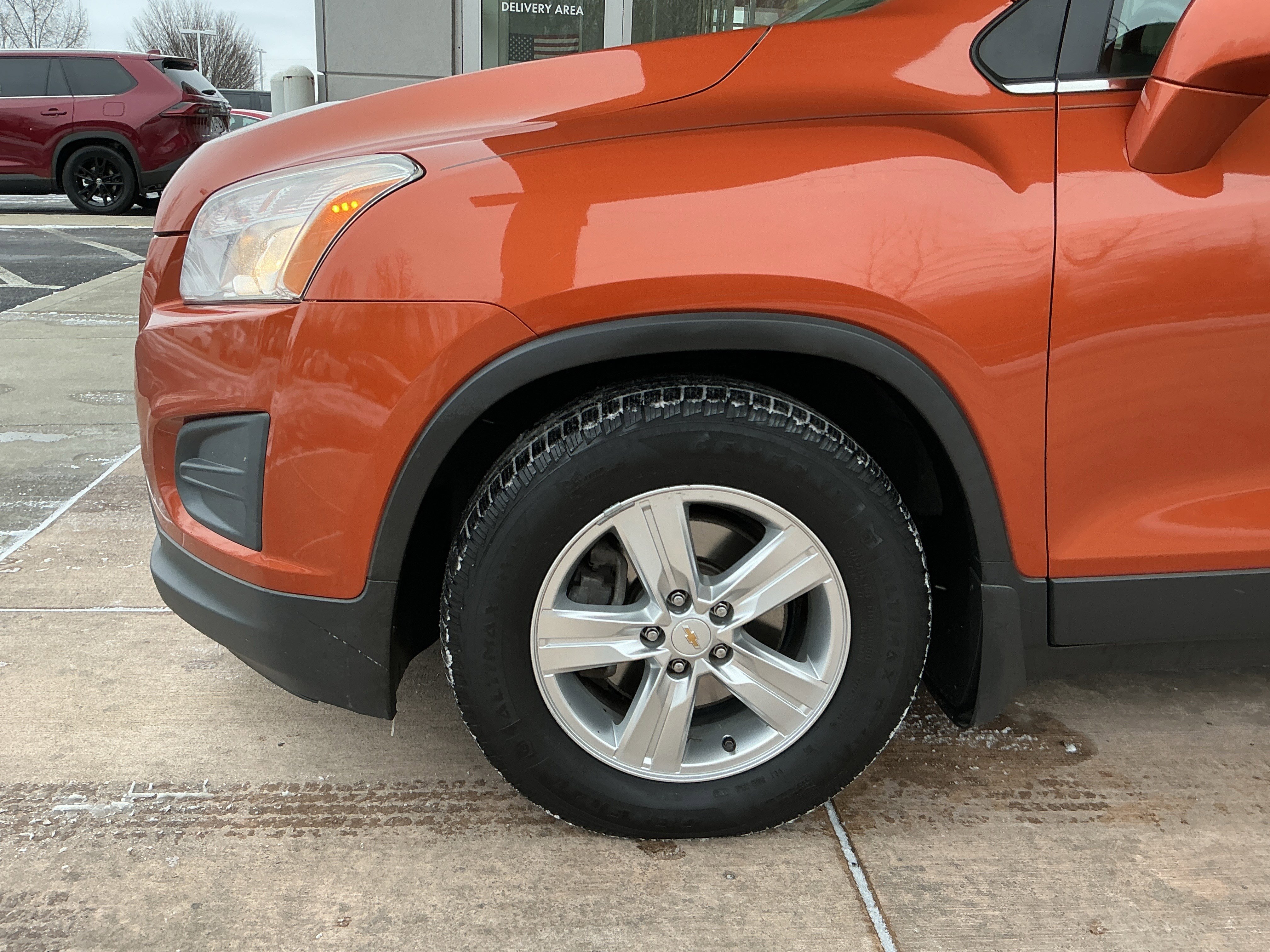 Used 2015 Chevrolet Trax LT w/ LT Sun and Sound Package image 25