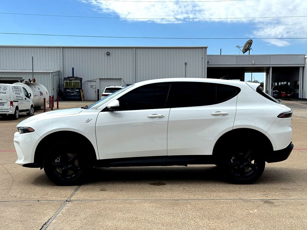 Used 2024 Dodge Hornet GT image 5