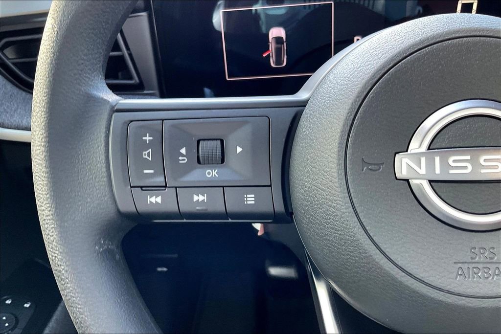 New 2025 Nissan Kicks SV image 25