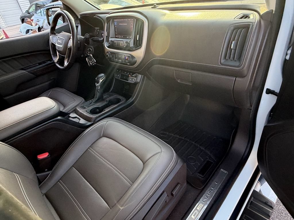 Used 2022 GMC Canyon Denali AWD/4WD image 17
