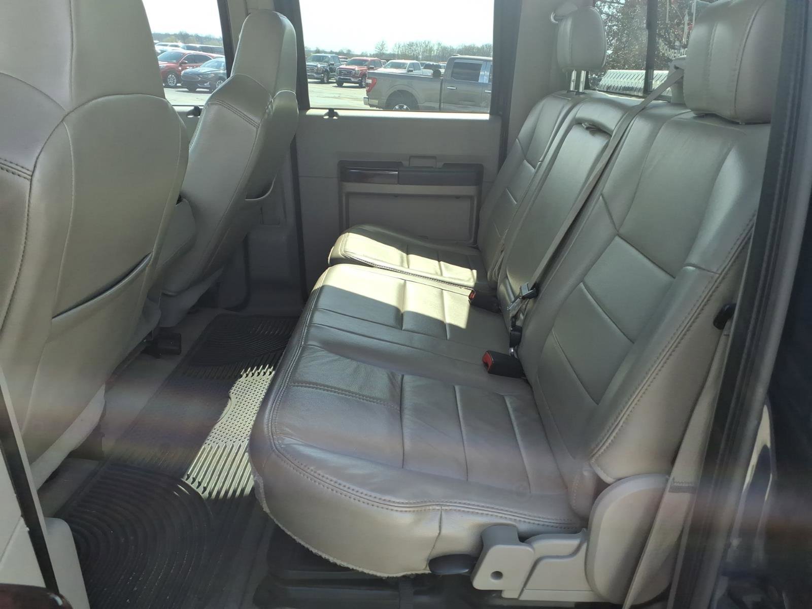 Used 2008 Ford F350 Lariat image 11