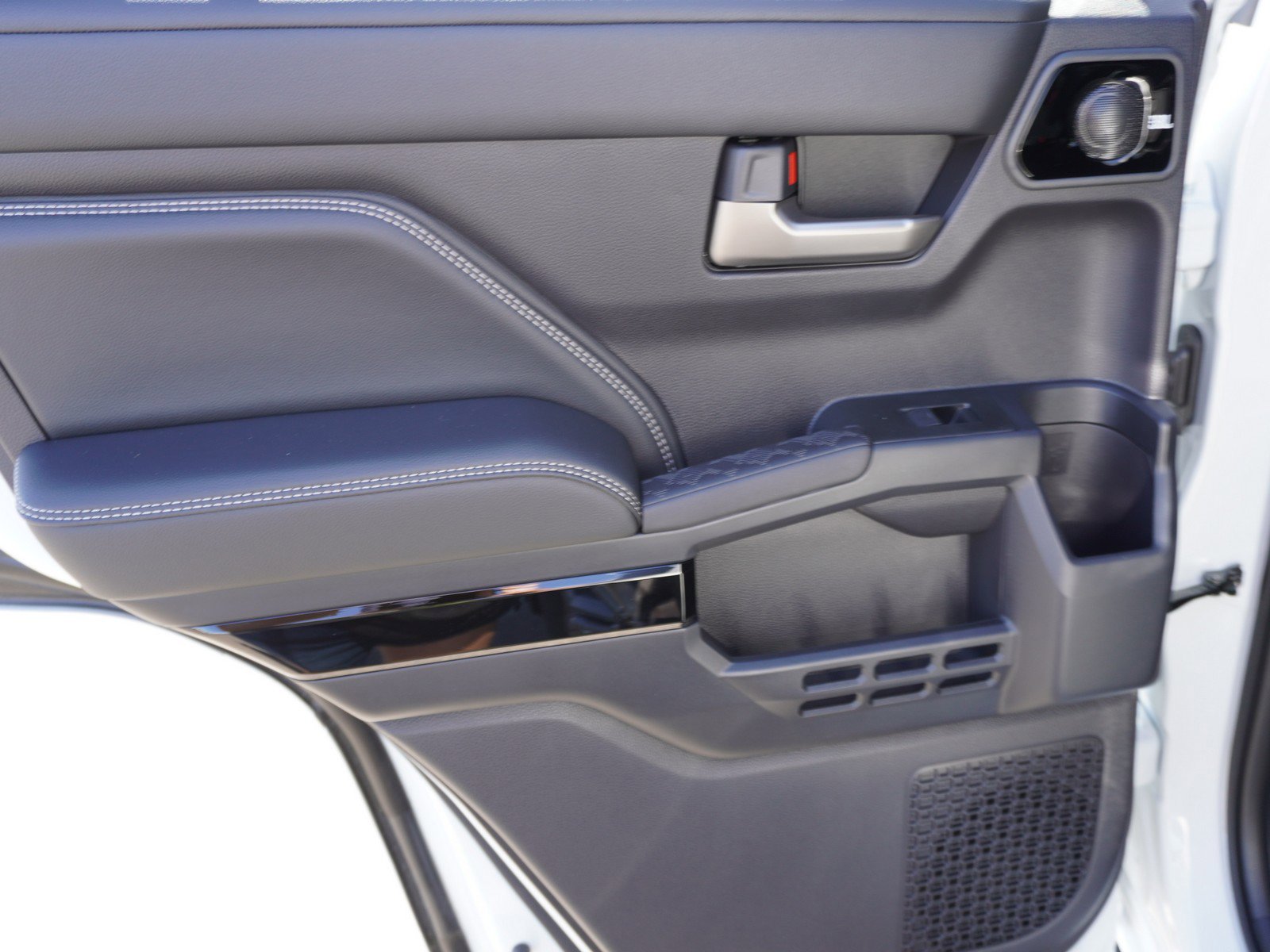 New 2026 Toyota 4Runner Limited image 12