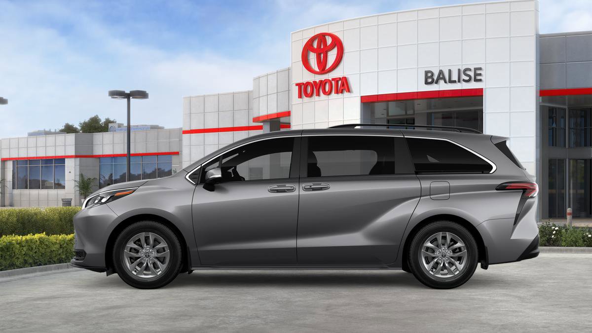 New 2026 Toyota Sienna LE AWD/4WD image 4