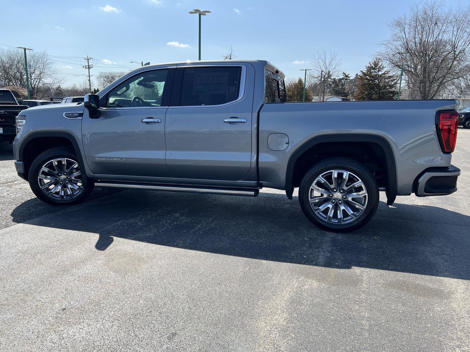 New 2026 GMC Sierra 1500 Denali w/ Denali Reserve Package image 11
