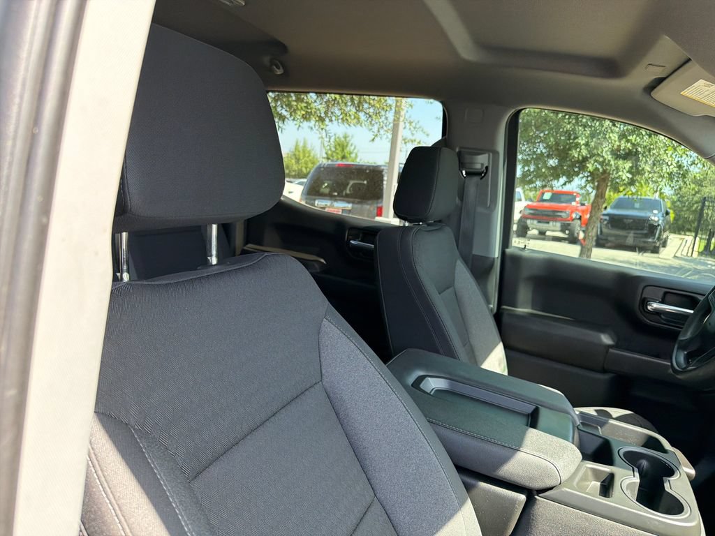 Used 2025 Chevrolet Silverado 1500 Custom w/ Turbomax Blackout Package RWD image 40