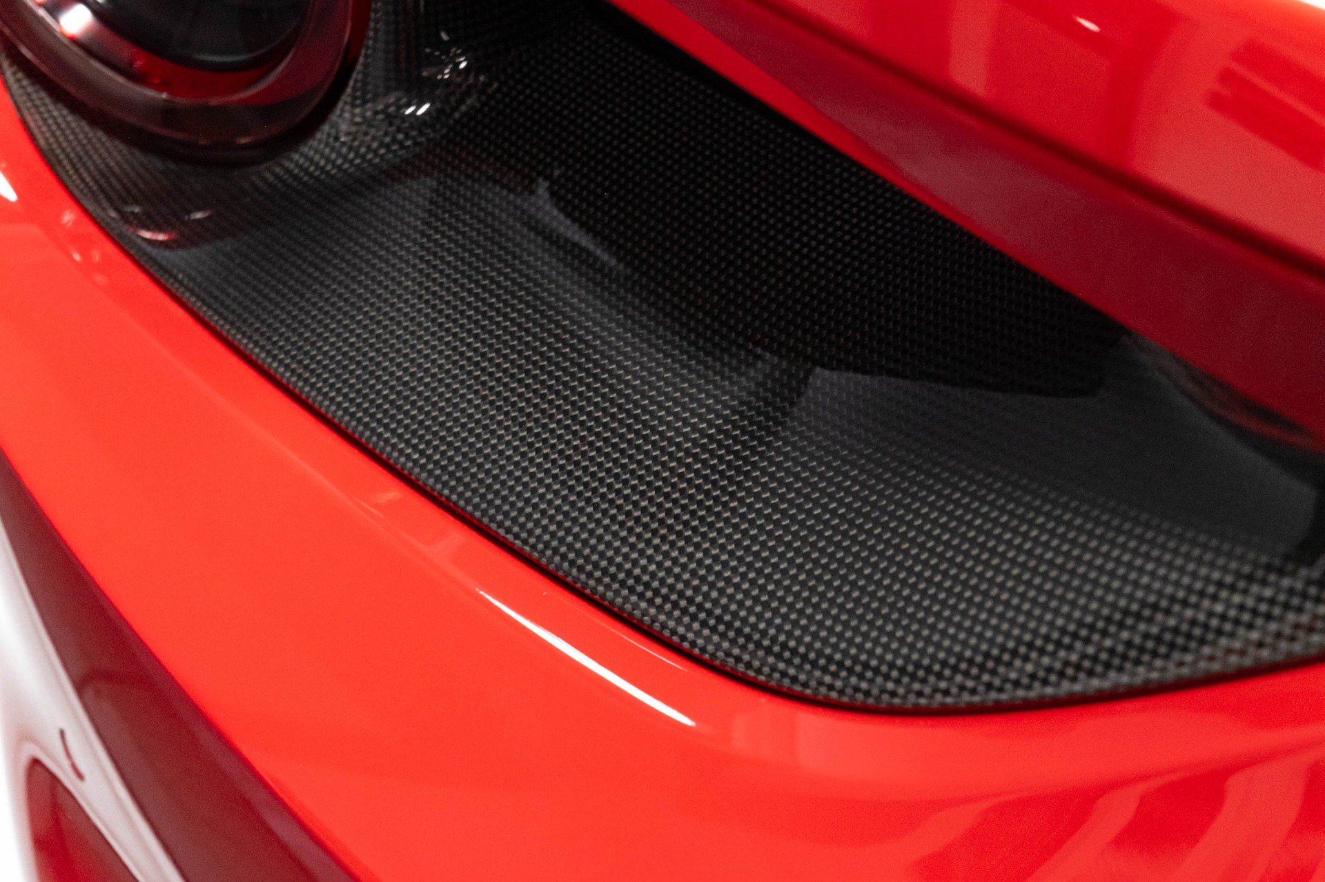 Used 2016 Ferrari 488 GTB RWD image 66