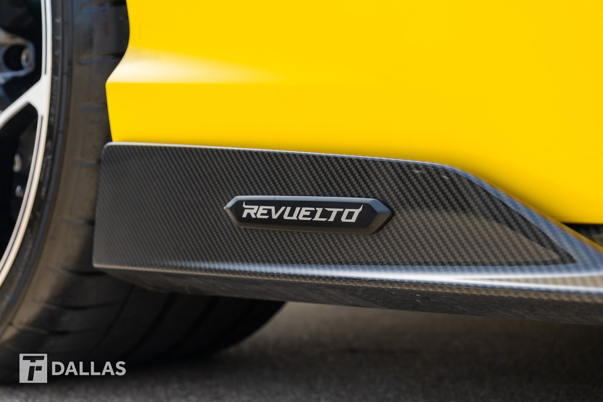 Used 2024 Lamborghini Revuelto AWD/4WD image 23
