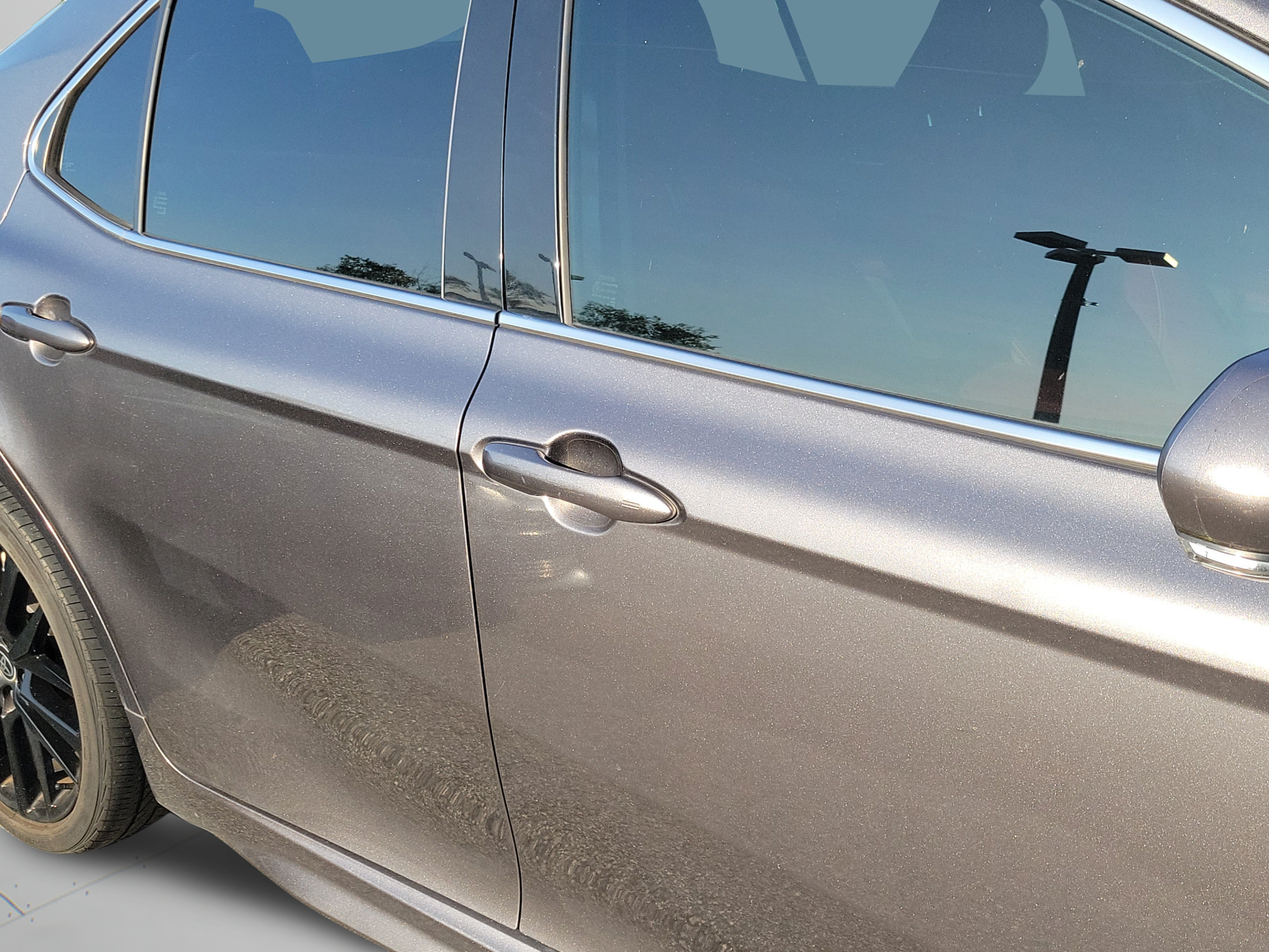 Used 2022 Toyota Camry XSE FWD image 18