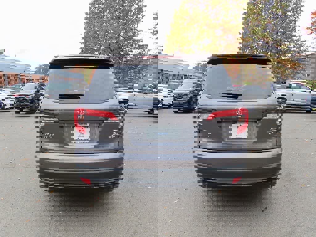 Certified 2022 Honda Pilot Special Edition image 5