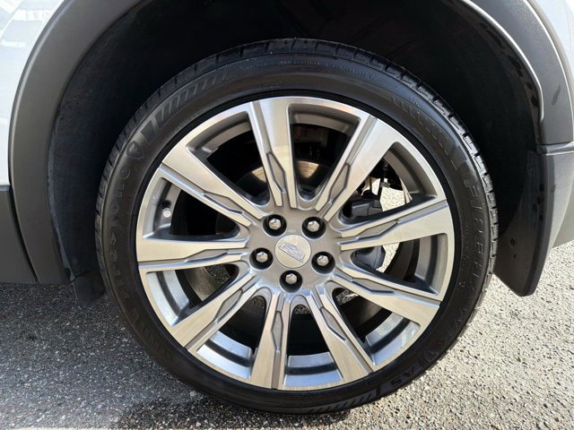 Used 2019 Cadillac XT4 Premium Luxury image 10