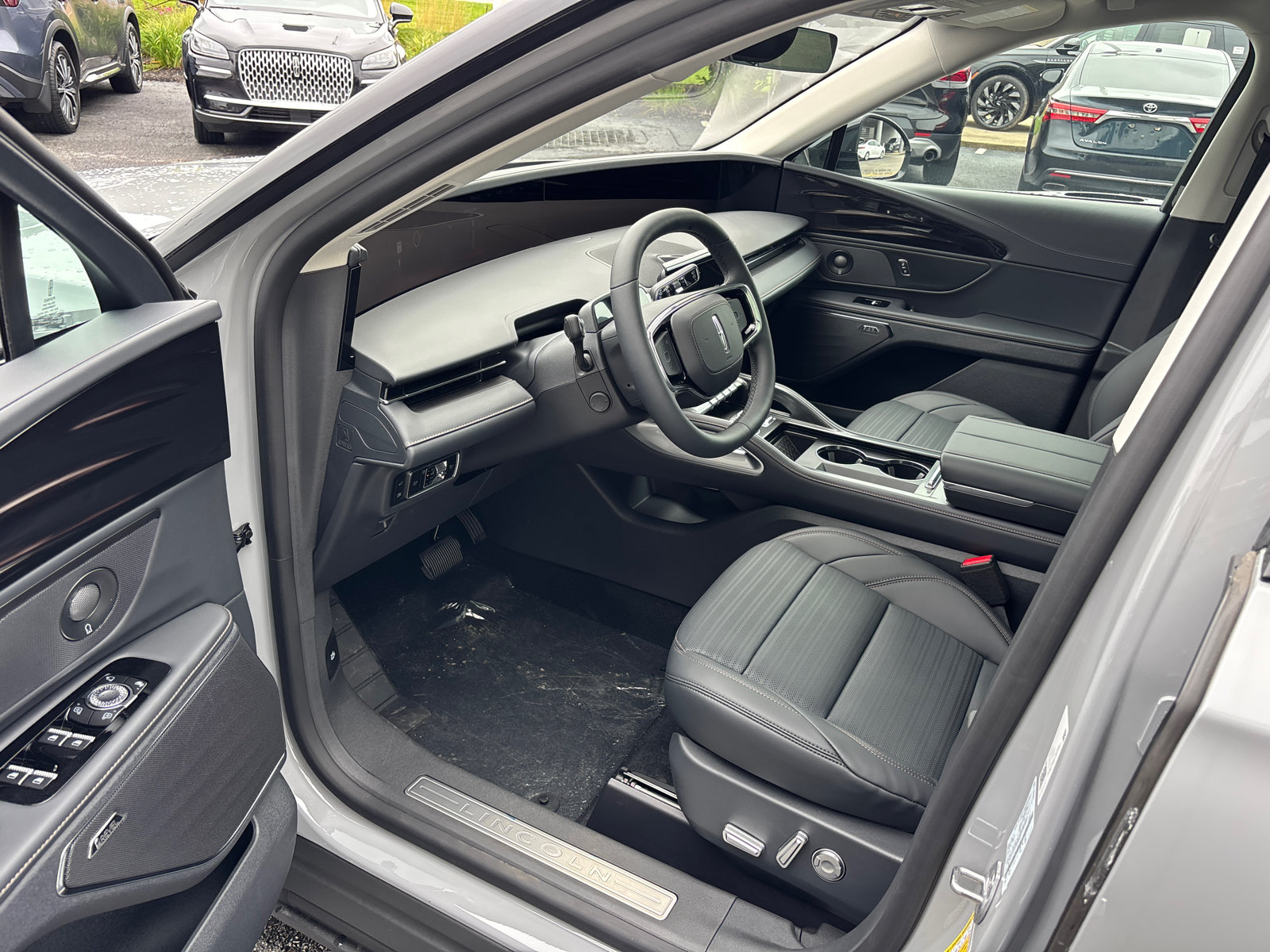 New 2026 Lincoln Nautilus Reserve AWD/4WD image 25