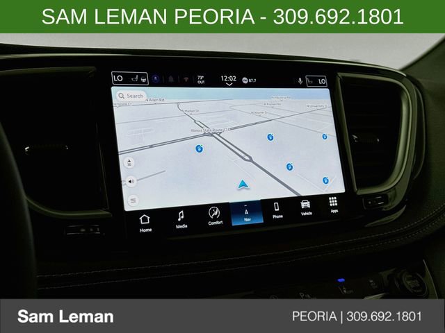 New 2027 Chrysler Pacifica Limited FWD image 13