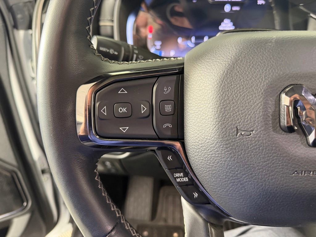Used 2025 RAM 1500 Limited AWD/4WD image 30
