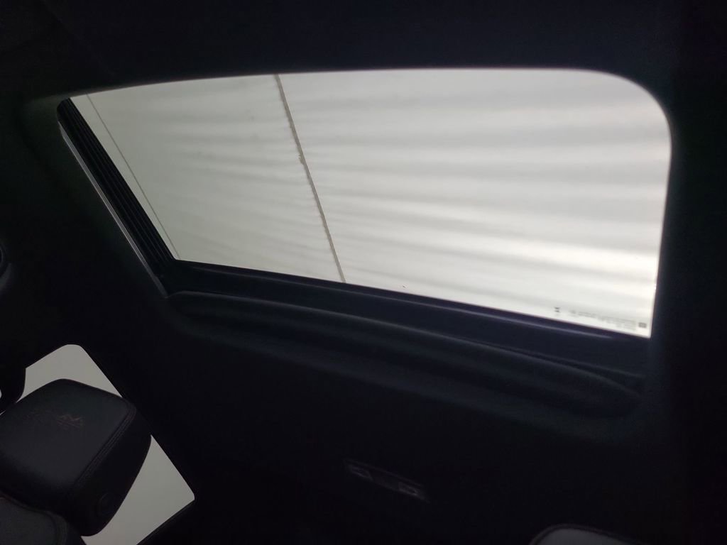 Used 2024 Chevrolet Silverado 1500 High Country w/ Technology Package image 10