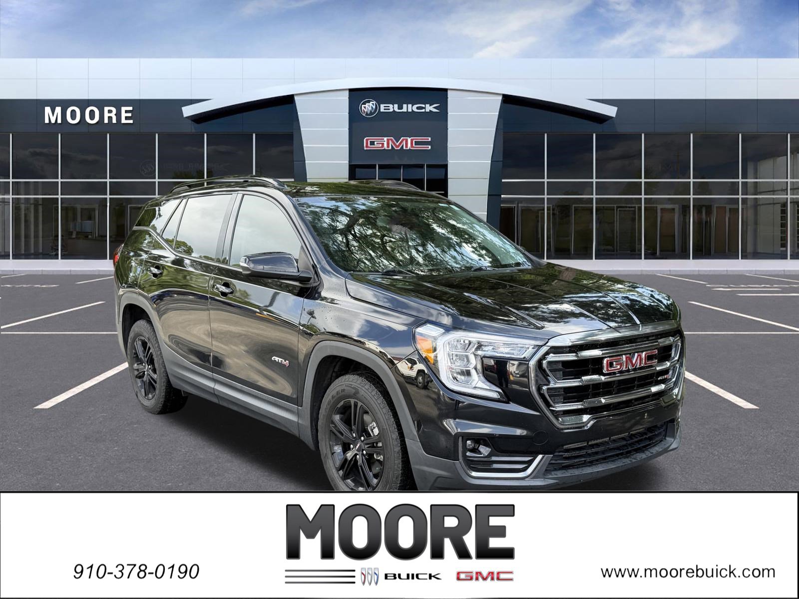 Used 2022 GMC Terrain AT4 AWD/4WD image 1