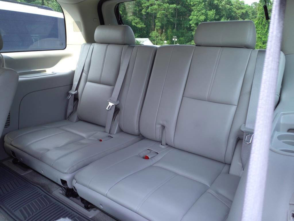 Used 2014 Chevrolet Tahoe LT AWD/4WD image 6