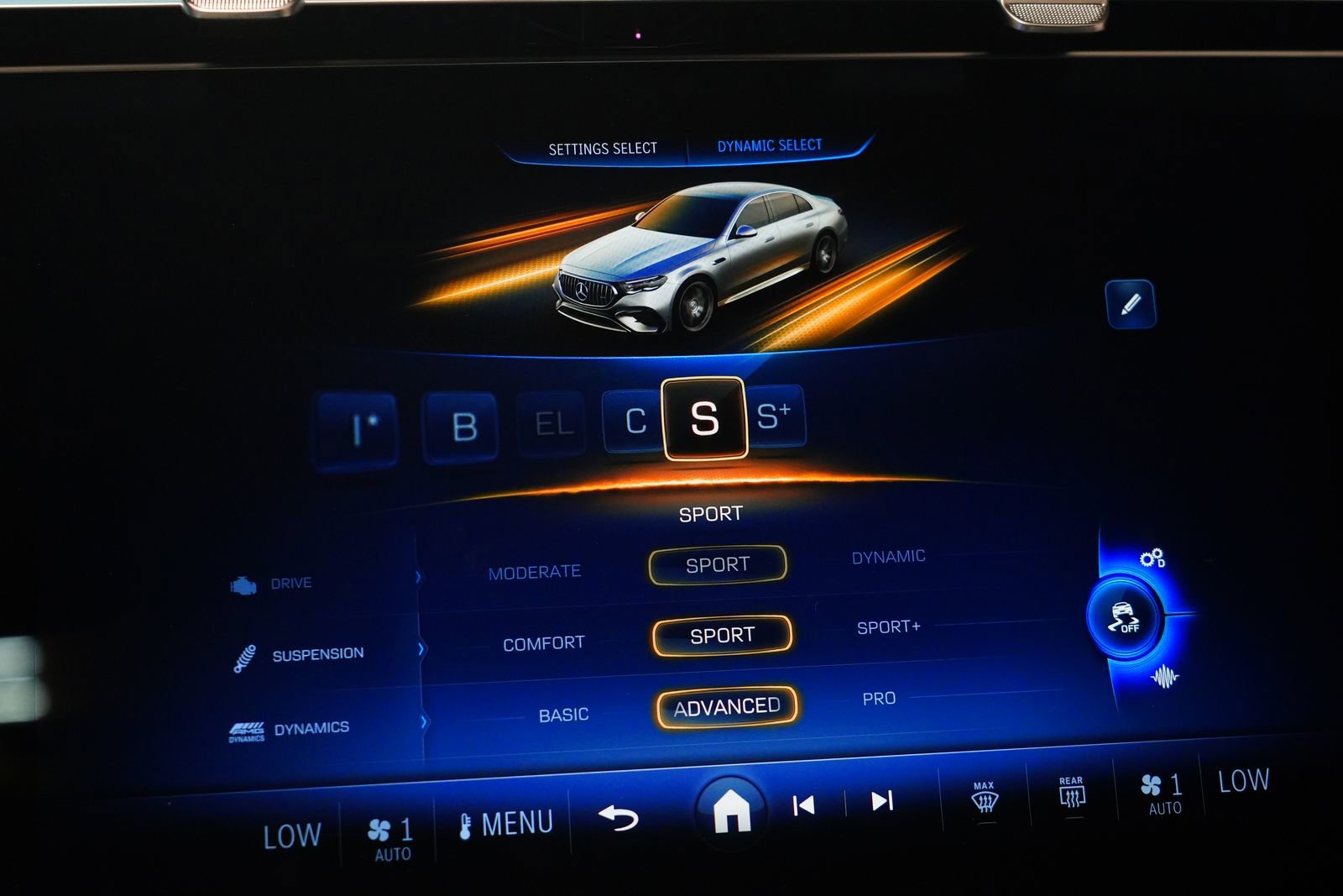 New 2026 Mercedes-Benz E 53 AMG e 4MATIC Sedan image 28