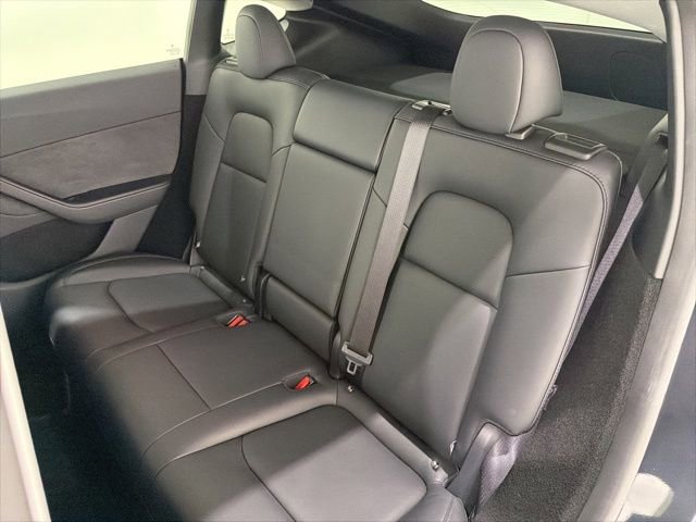 Used 2025 Tesla Model Y Long Range AWD/4WD image 15