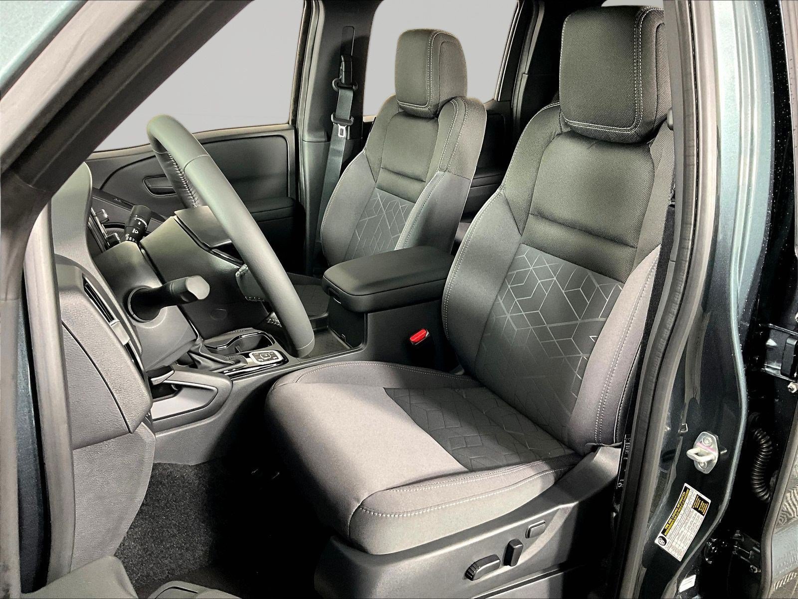 New 2027 Nissan Frontier SV w/ SV Convenience Package AWD/4WD image 16